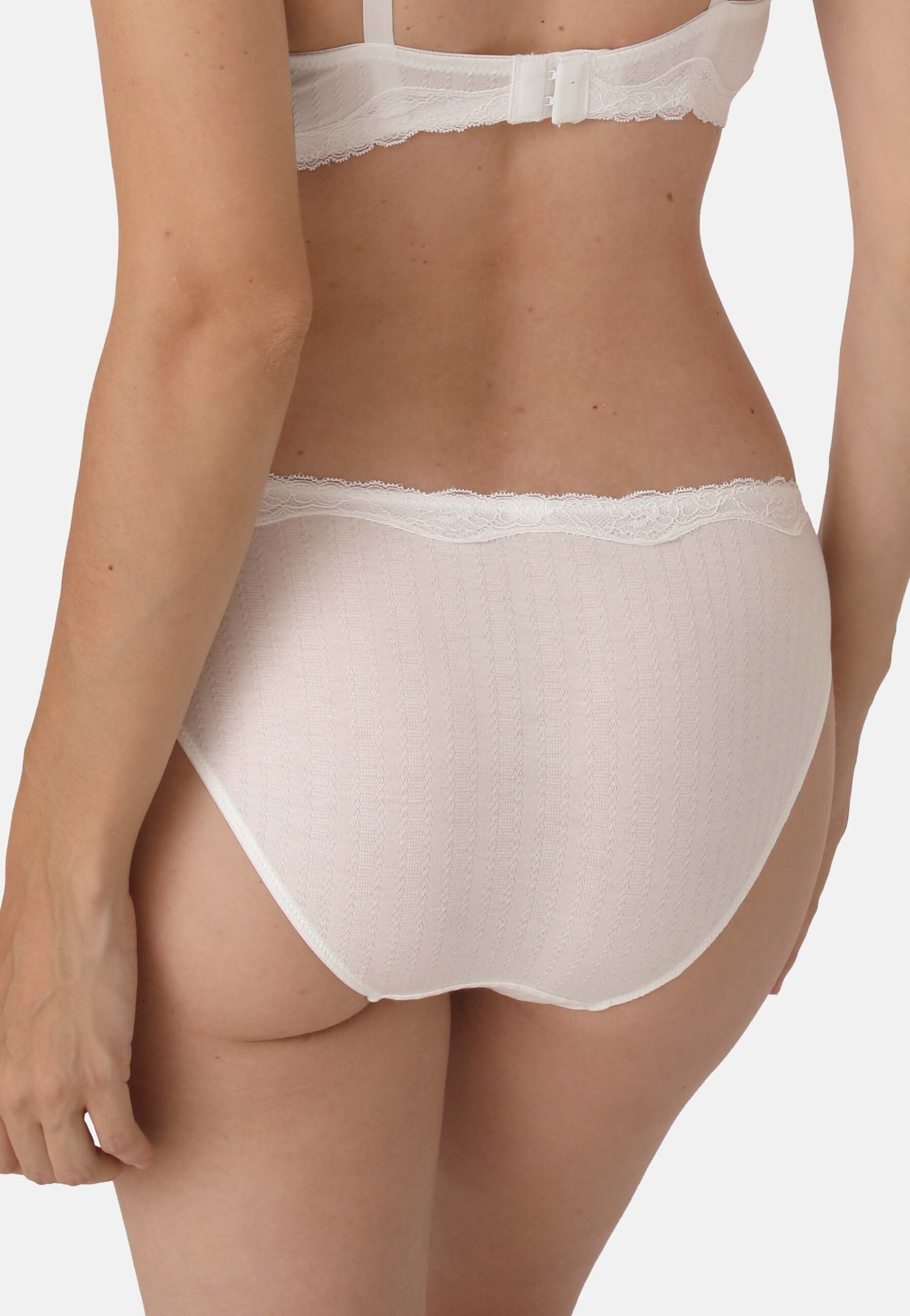 48387314_zal_back_cropped