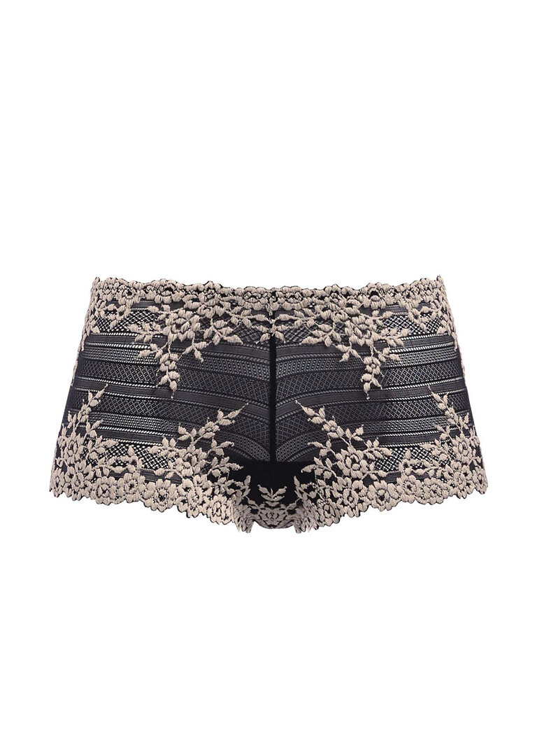 768x1075-pdp-tablet-WA067491-BLK-cut-Wacoal-Lingerie-Embrace-Lace-Black-Boy-Short